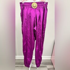 Vintage Splash “Calça Zoe” Purple High-Waisted Pants with Gold Lion Medallion